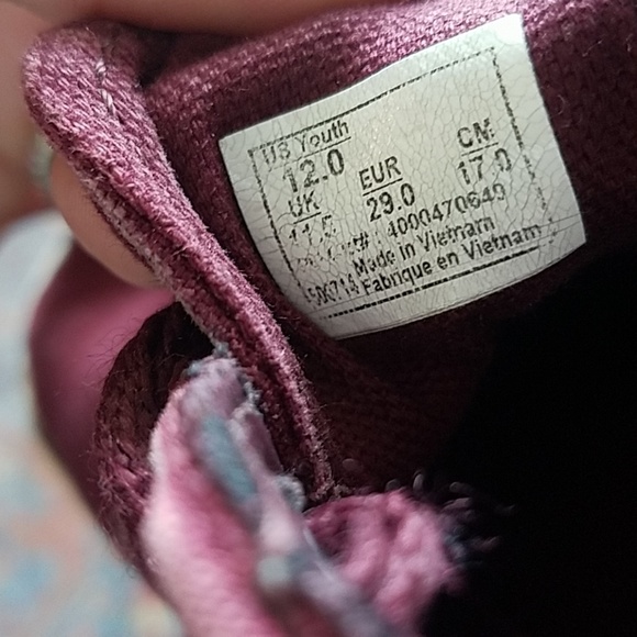 Vans kid sneakers size 12 - Picture 4 of 4